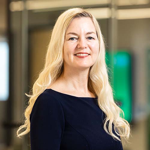 Headshot of CEC associate dean Liza Wilson Durant